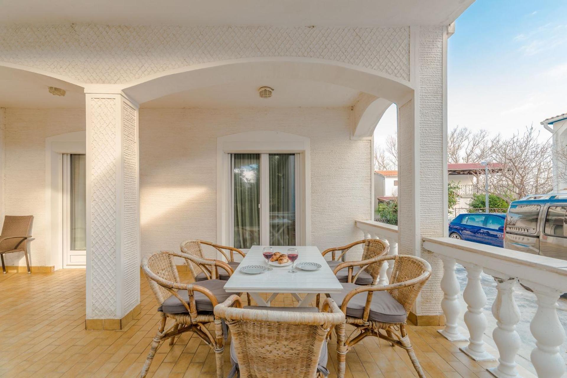 Apartments Ivica - With Parking 닌 외부 사진